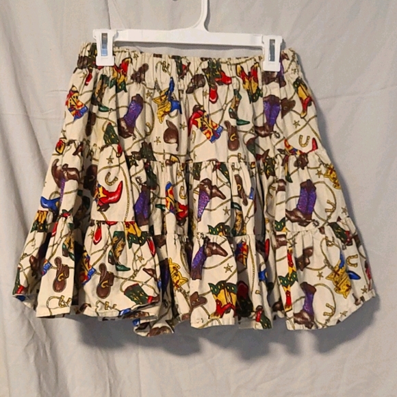 Vintage circle fit & flare skirt w/ cowboy pattern - Picture 1 of 2